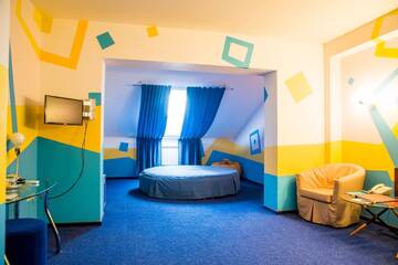 Номер эконом-класса с круглой кроватью - Пакет услуг «Новогодний» в Гостинице Пушкарская Слобода